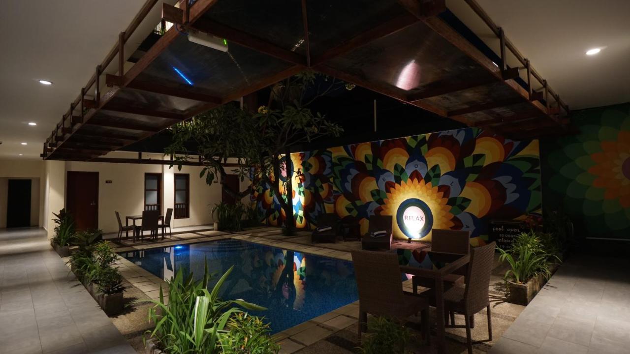 מלון Reddoorz Near Legian Street מראה חיצוני תמונה