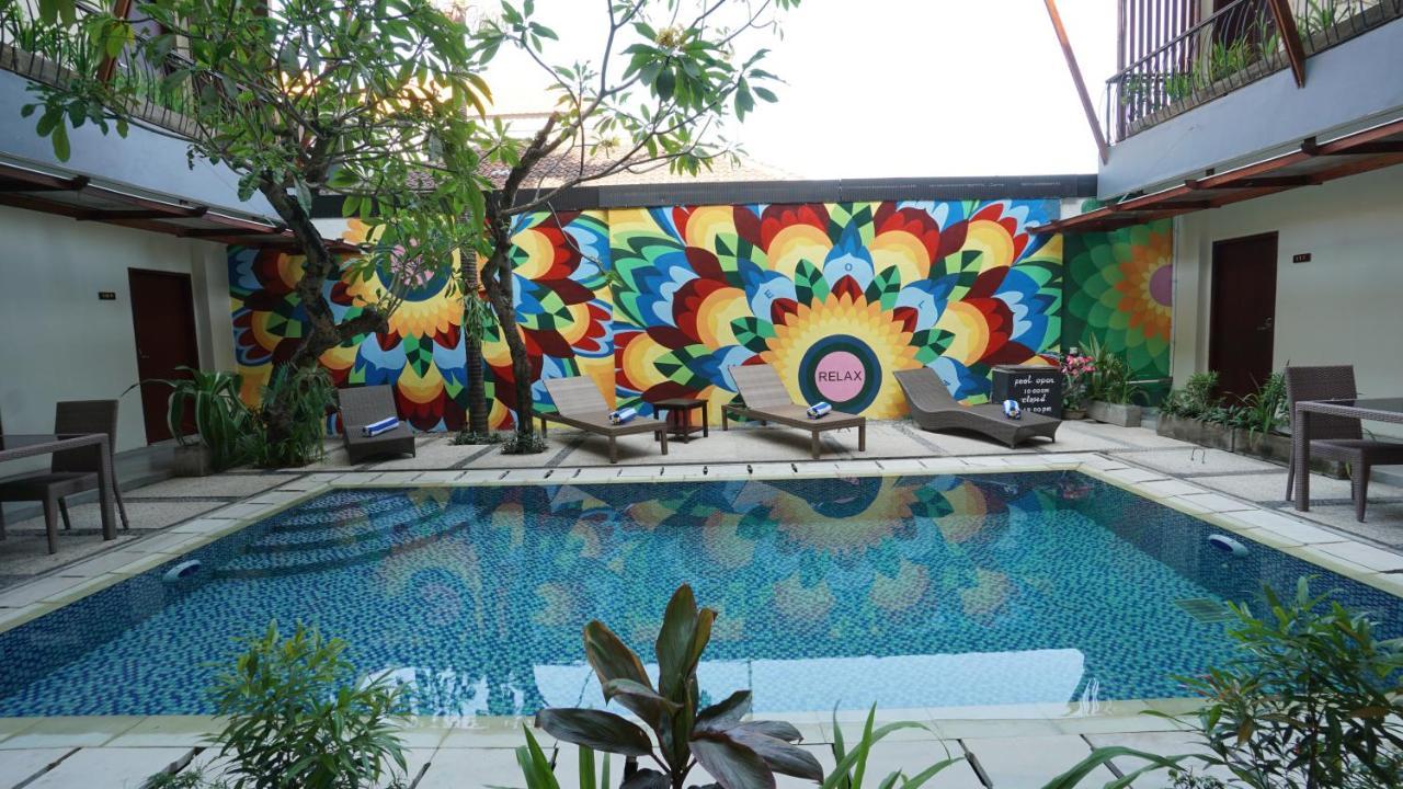 מלון Reddoorz Near Legian Street מראה חיצוני תמונה