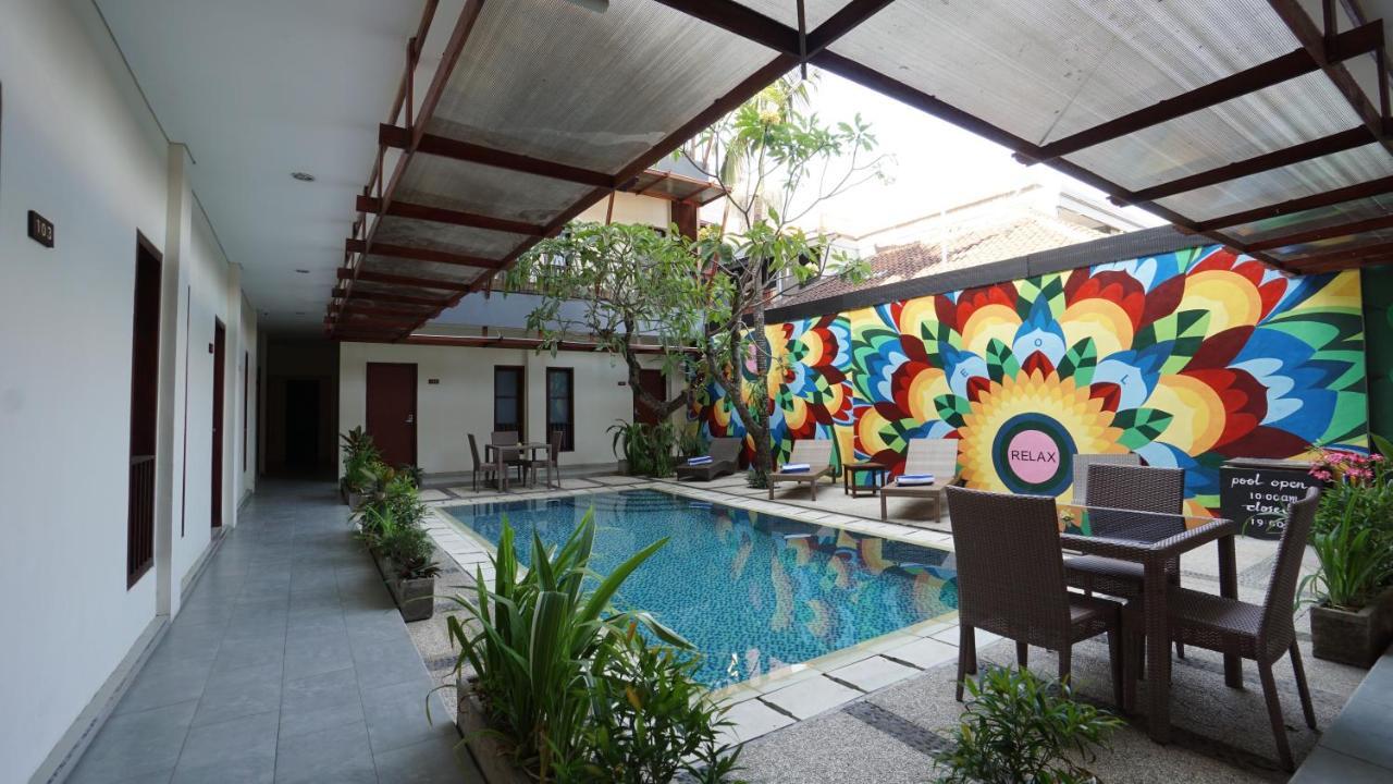 מלון Reddoorz Near Legian Street מראה חיצוני תמונה